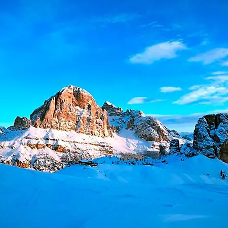 Cristallino D'ampezzo 4* 코르티나 담페조