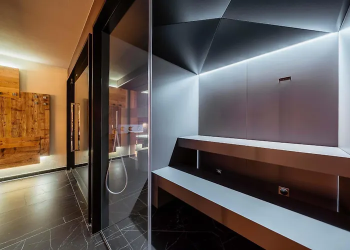 Cristallino D'ampezzo Hotel 4*